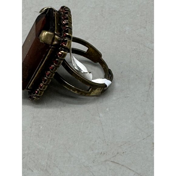 Mariana ring R-7018 797 one size amber rectangle crystals handmade READ NEW - Picture 3 of 4